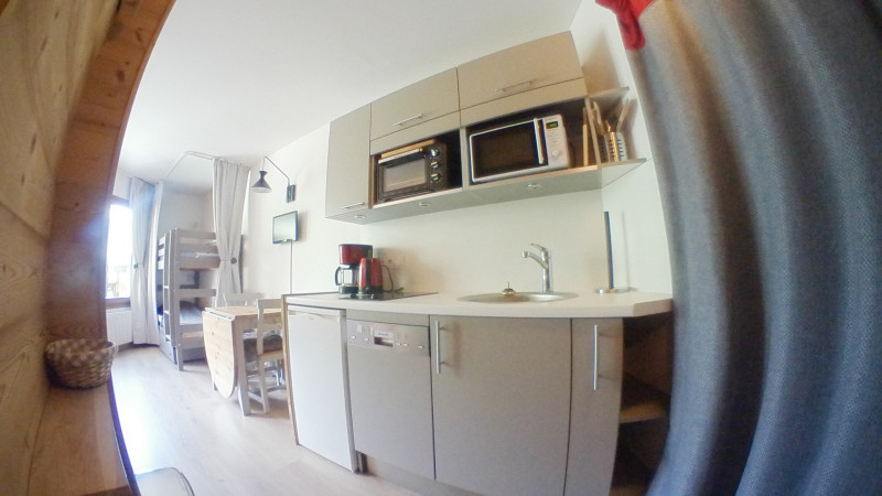 _lv_images__lot_0050340309_06_9545768