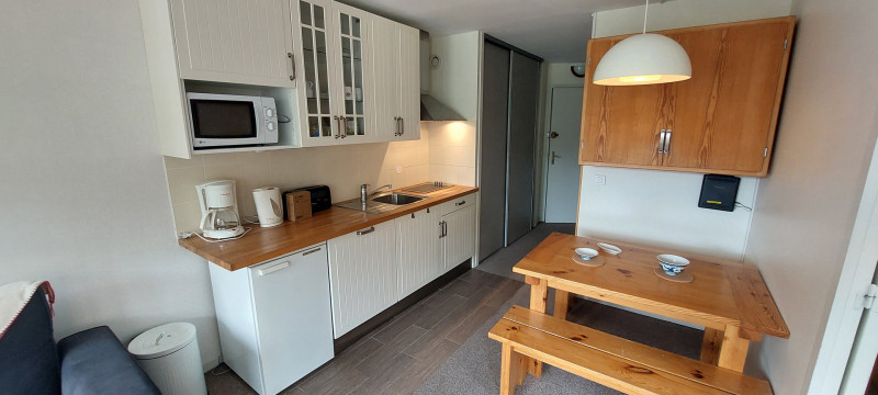 _lv_images__lot_0050340346_11_9916834