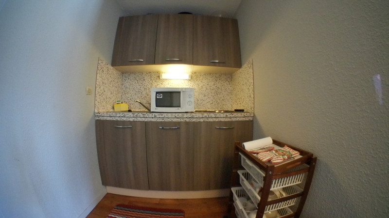 _lv_images__lot_0050440202_04_10390306