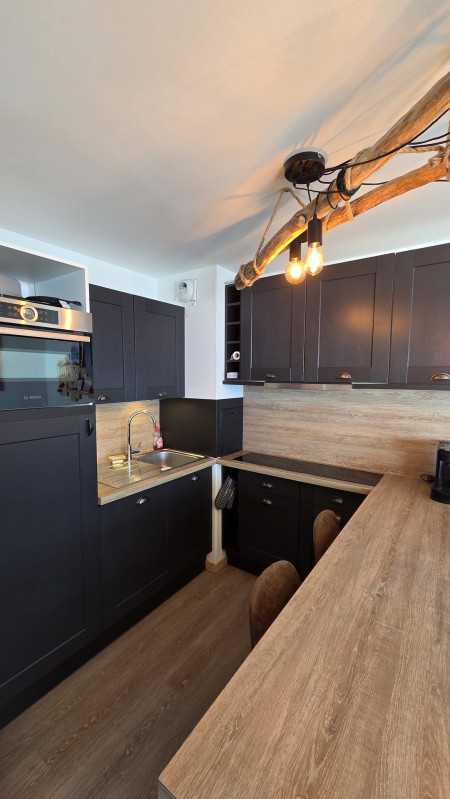 _lv_images__lot_0050450013_04_10352323