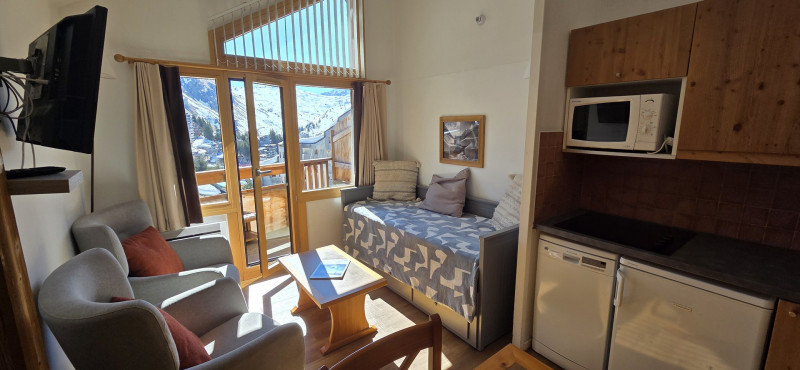 _lv_images__lot_0050450019_11_10300237