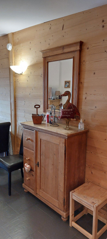 _lv_images__lot_0050450023_15_10359820