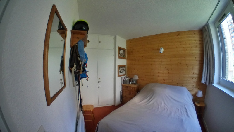 _lv_images__lot_0050450024_06_10322146