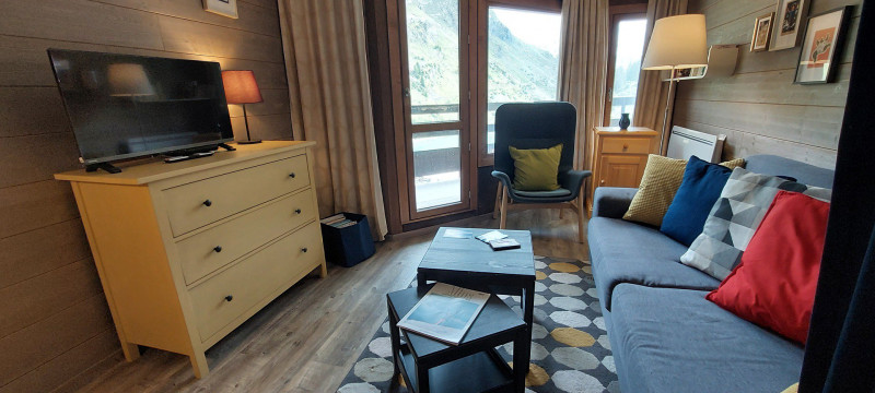 _lv_images__lot_0050450027_02_11152548