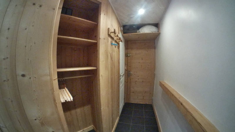 _lv_images__lot_0050450036_07_9499581