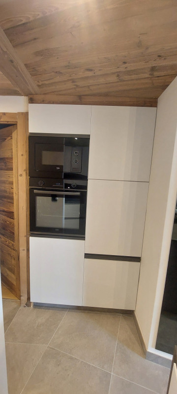 _lv_images__lot_0050450038_12_9909655