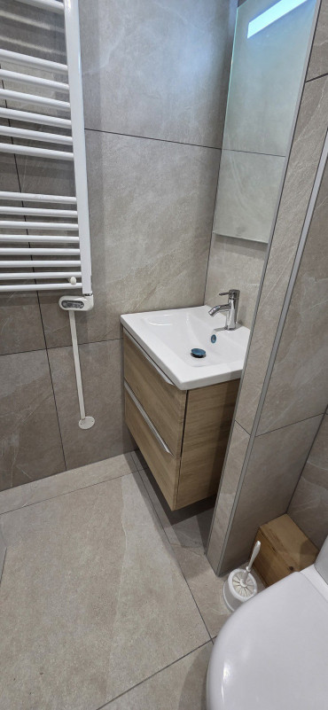 _lv_images__lot_0050450040_06_10207985