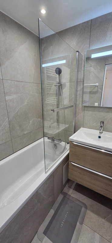 _lv_images__lot_0050450040_07_9770546