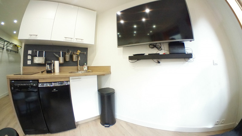 _lv_images__lot_0050450042_03_10030518