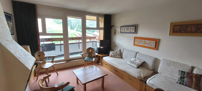 _lv_images__lot_0050450043_04_11158749