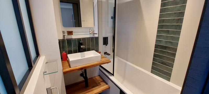 _lv_images__lot_0050450049_04_10098427