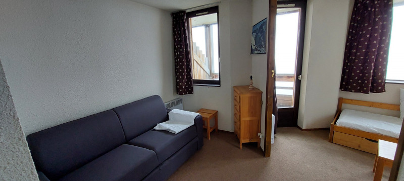 _lv_images__lot_0050450051_06_9519509