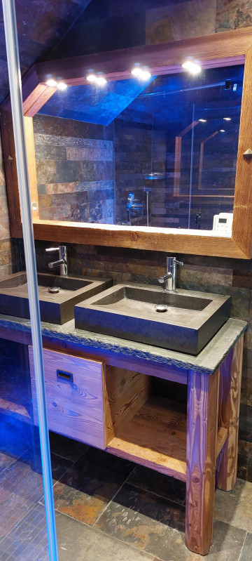 _lv_images__lot_0050450052_13_9928614