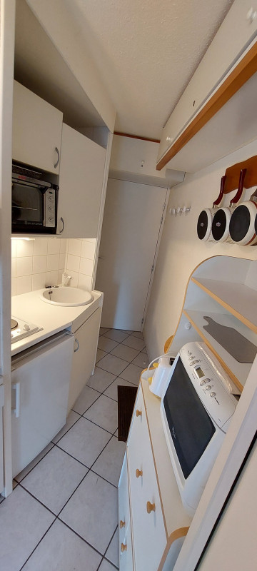 _lv_images__lot_0050450054_04_10315301