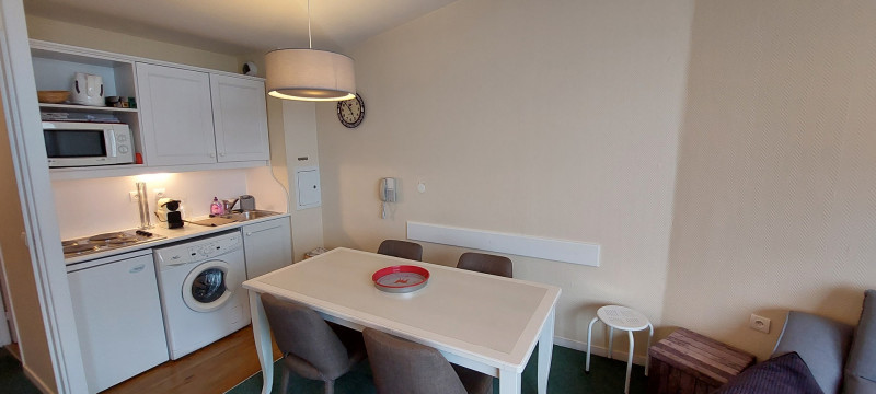 _lv_images__lot_0050450055_04_10329906