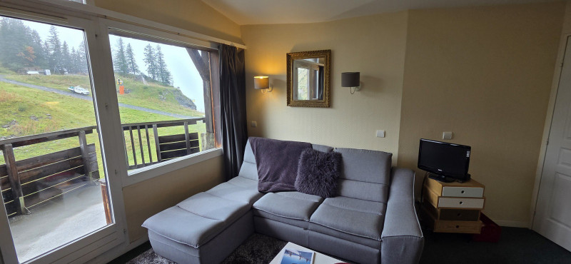 _lv_images__lot_0050450055_05_10307298