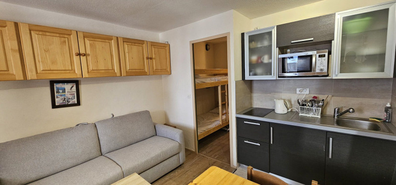 _lv_images__lot_0050450065_02_10084885 _lv_images__lot_0050450065_02_10084885