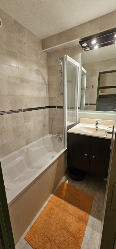 _lv_images__lot_0050450065_06_11146472