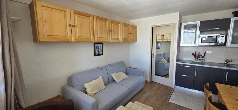 _lv_images__lot_0050450065_13_10360525