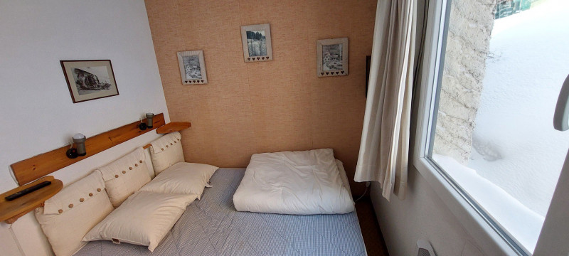 _lv_images__lot_0050450069_06_10389796