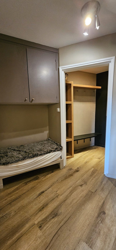 _lv_images__lot_0050450073_06_10330163