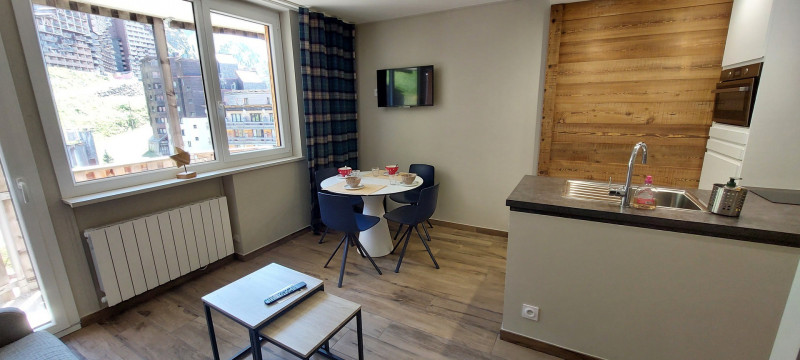 _lv_images__lot_0050450076_03_9618396 _lv_images__lot_0050450076_03_9618396