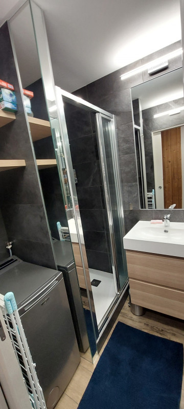 _lv_images__lot_0050450076_07_10390153