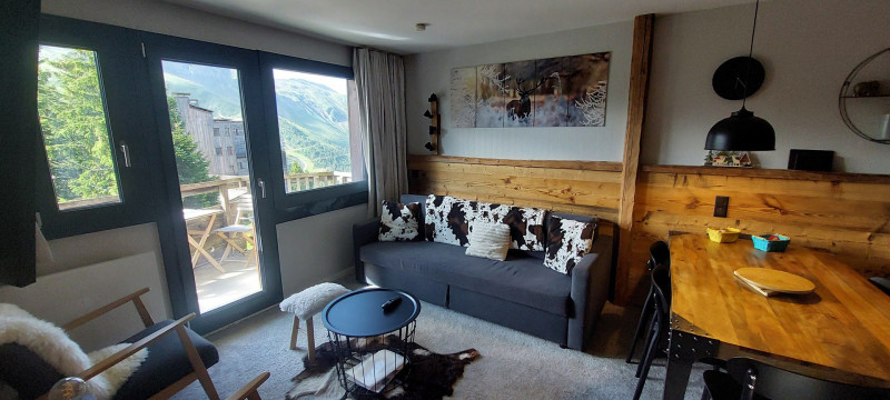 _lv_images__lot_0050450077_01_9656857 _lv_images__lot_0050450077_01_9656857