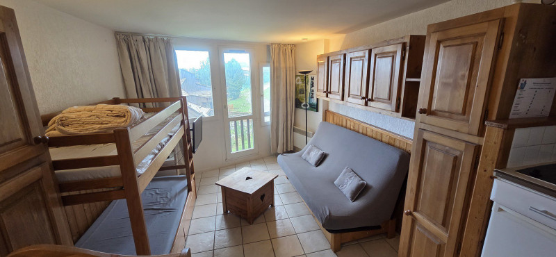 _lv_images__lot_0050450079_01_9334854 _lv_images__lot_0050450079_01_9334854