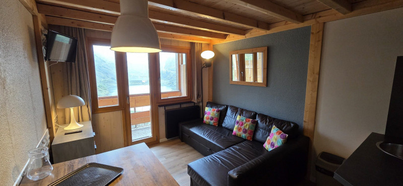 _lv_images__lot_0050450081_01_9448127