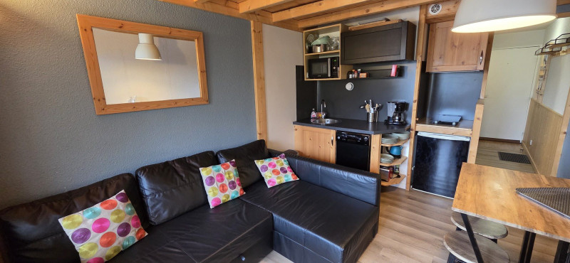 _lv_images__lot_0050450081_04_9392556