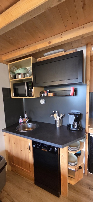 _lv_images__lot_0050450081_06_9876684