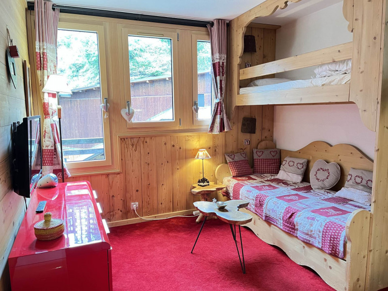 _lv_images__lot_0050450082_06_9392438