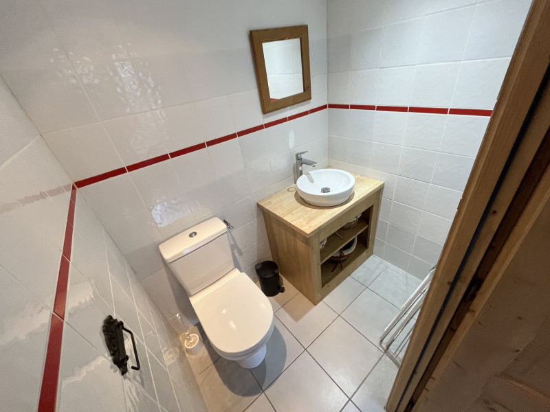 _lv_images__lot_0050450082_12_10228871