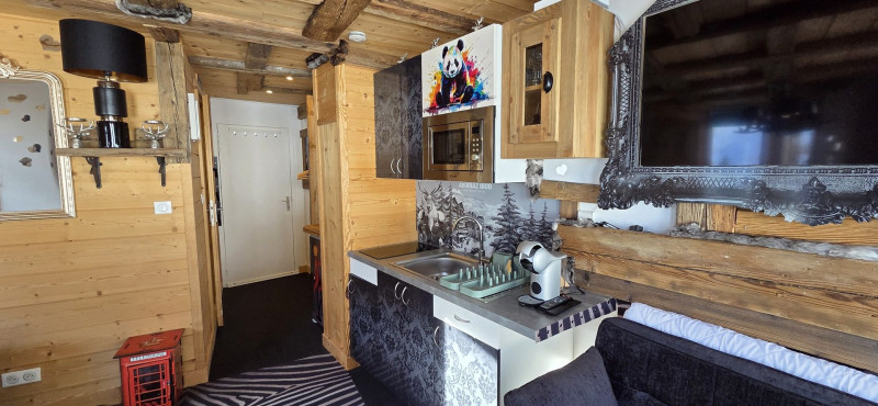 _lv_images__lot_0050450083_05_10382813