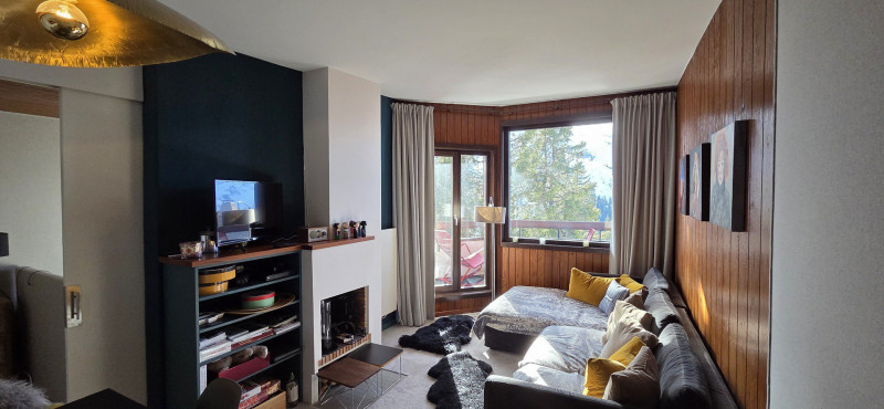 _lv_images__lot_0050450084_01_10063925